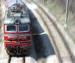 Влакове със скорост 160 км/ч. по трасето „Септември - Пловдив" от 2015-а