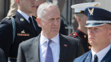 Шефът на Пентагона на изненадващо посещение в Афганистан