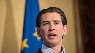 Германското сатирично сп Титаник изобрази лидера на консерваторите в Австрия
