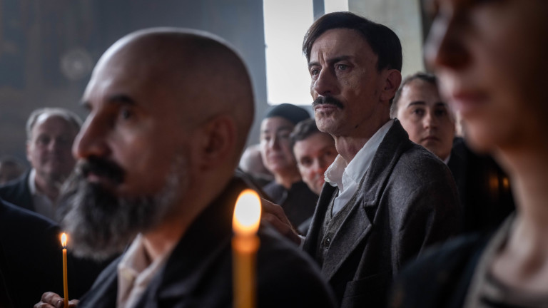 Малин Кръстев за образа на бай Славе в &ldquo;Чамкория&rdquo;: &ldquo;Човекът е  шарена черга, изтъкана от много неща&rdquo;