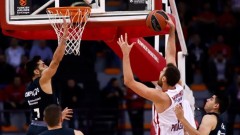 Везенков не игра за победата на Олимпиакос срещу Реал Мадрид