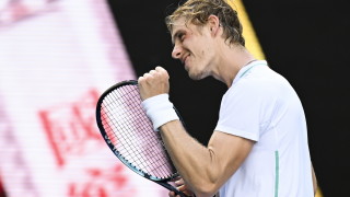 Водачът в основната схема на турнира по тенис в катарската