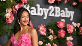 Джесика Алба и Кеш Уорън са заедно от цели 19