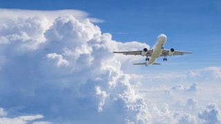 Румънската нискотарифна авиокомпания Blue Air изпадна в несъстоятелност Трибуналът в