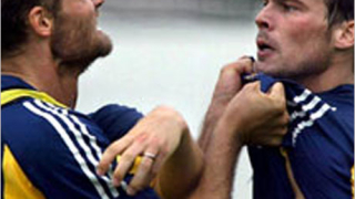 Шведите стигнаха до бой