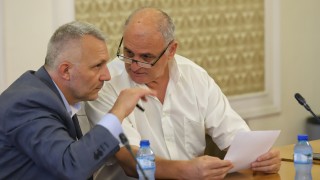 Подслушванията са българският Уотъргейт Това заяви председателят на Временната комисия