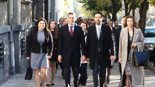 Васил Терзиев на София след като положи клетва на официална