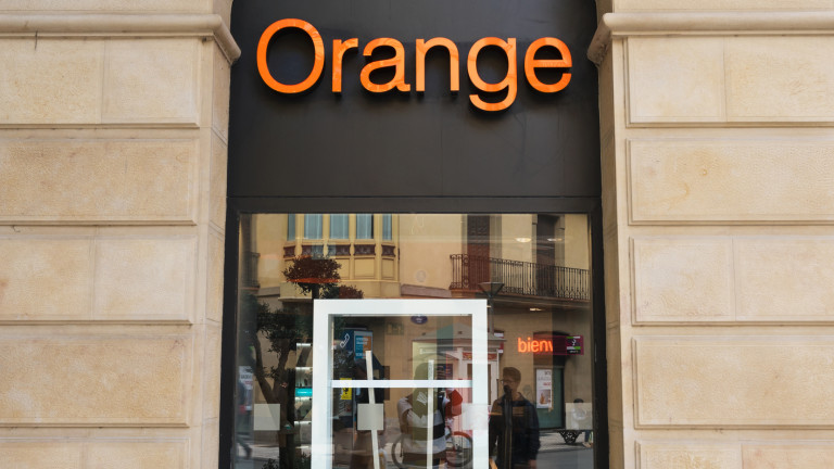 Telekom Romania, за която наддава и Спас Русев, вероятно ще бъде купена от Orange