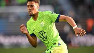 Вицешампионът в Бундеслигата Борусия Дортмунд ще привлече халфа на