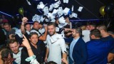  Левскарите мятат салфетки в чалга клуб поради 1:0 над Локо (Пловдив) (СНИМКИ) 