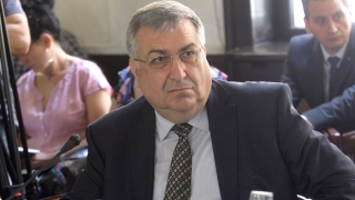 Георги Близнашки не пести критики към промените в Конституцията