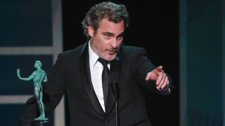 Хоакин Финикс не може и да сънува по добър старт на