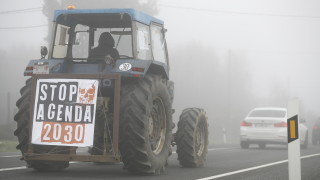 Втори ден фермерски блокади и по пътищата в Испания