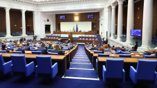 БСП иска 5% от БВП за образованието