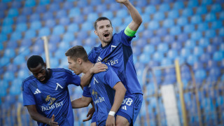 Старши треньорът на Левски Хулио Веласкес определи група от