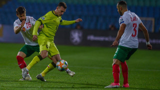 Опорният халф на България Кристиян Малинов сподели че целият