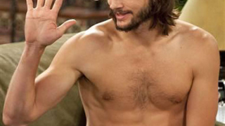 Аштън в оргия с четири красавици