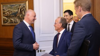 Премиерът Росен Желязков проведе среща с делегация от американския щат