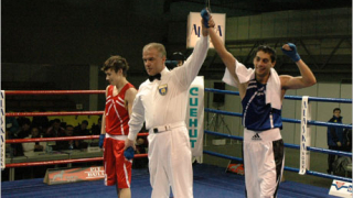Салимов, Шайдулин и Хюсеинов на четвъртфинали на Европейското по бокс