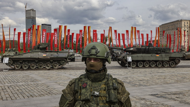 Западни танкове и военна техника, заловени от руските сили в