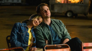 ПРЕДИ ПУКАНКИТЕ
Времетраене 2 часа и 4 минути
Режисьор Майкъл Морис
В главните