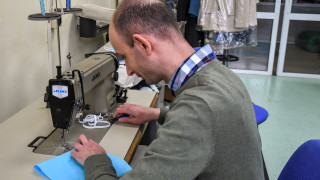 Маски се шият и в кооперациите на хората с увреждания