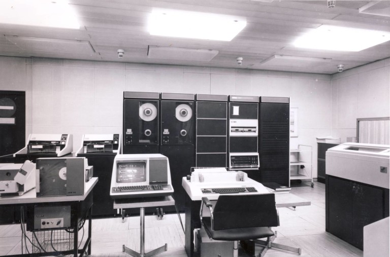 Това е масовата представа за компютър... до появата на IBM PC