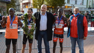 Мароканец грабна Джакпота след Маратон Варна, 3 жени бягаха под рекорда на трасето 