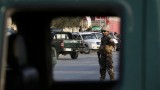 Ракетна атака срещу летището в Кабул скоро след кацането на военния министър на САЩ