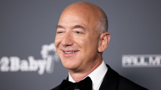 Основателят на Amazon Джеф Безос заяви че планира да раздаде