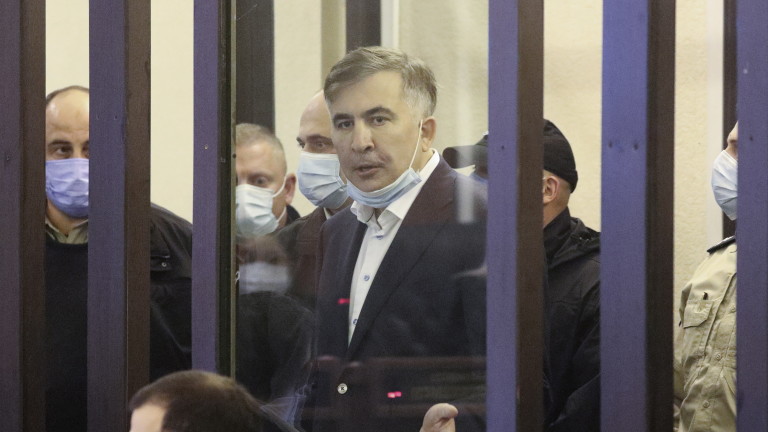 Бившият грузински президент Михаил Саакашвили, , е преместен в интензивно
