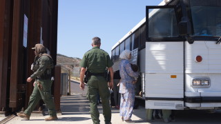 Търговията през американо мексиканската граница се забави през последната седмица тъй