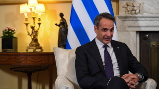 Гръцкият премиер Кириакос Мицотакис се извини за влакова катастрофа при