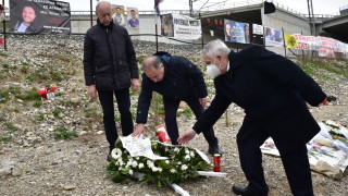 Работници в цяла Гърция стачкуват с настояване за отговори година