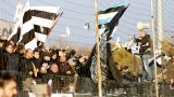 Феновете на Локо (Пд) пожелаха мачовете у нас да се провеждат пред публика