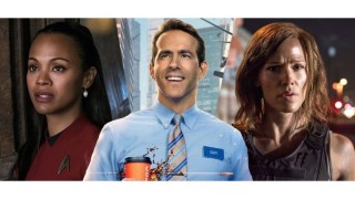 Райън Рейнолдс - между две жени (и двете страшно секси)