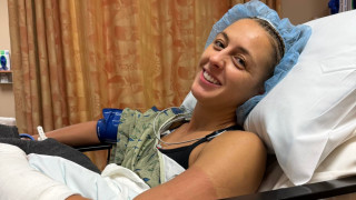 ММА звездата Дакота Дичева се подложи на операция след фрактурата в лявата