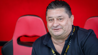 Александър Любенов ще се завърне на вратата на Локо София