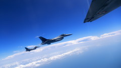 Румъния купува ракети "въздух-въздух" от САЩ за своите Ф-16