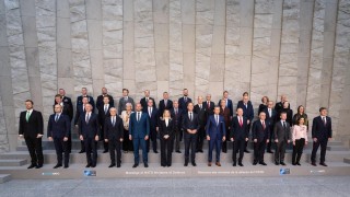 Необходимостта от увеличаване на инвестициите в отбраната и изпълнението на