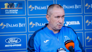 Старши треньорът на Левски Станимир Стоилов подкрепи лично инициативата Избери