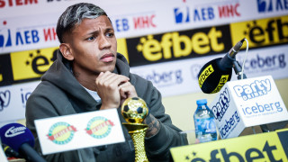 Полузащитникът на ЦСКА Марселино Кареасо даде пресконференция след като бе