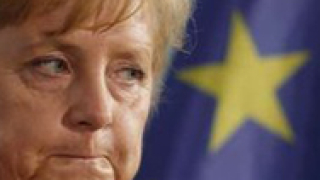 Меркел отхвърли идеята за референдум за спасителния  план