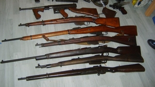 Арестуваха кърджалиец с цял боен арсенал, твърди, че е колекционер