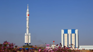 Неконтролируемата китайска космическа станция Тиенгун 1 ще падне на земята