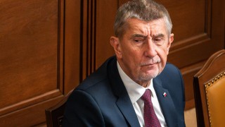 Предишното правителство на Чехия начело с Петър Фиала тайно отпуснало