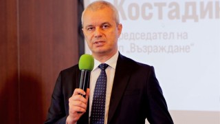 Време е младите хора не просто да бъдат наблюдатели на