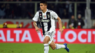 Италианското издание Кориере дело спорт информира че десният бек на