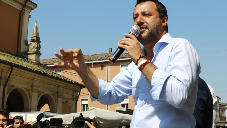 Италианският парламент разглежда дебатите и вота на недоверие 
