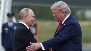Приключи срещата Тръмп-Путин за Украйна